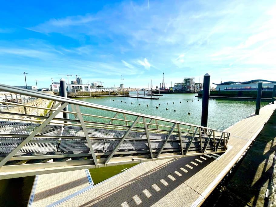 Ostend Chic, Luxe Loftstijl In Oostende Exterior photo