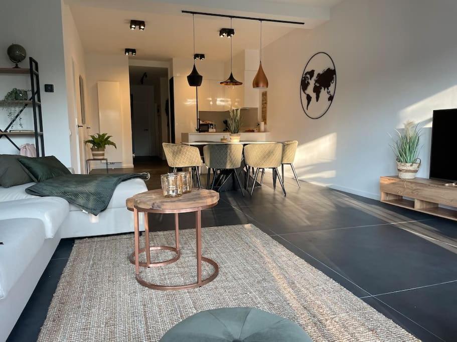 Ostend Chic, Luxe Loftstijl In Oostende Exterior photo